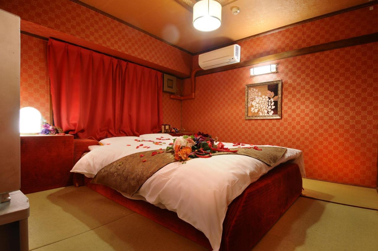 Hotel Namba Alpha (Adults Only) Ōsaka Exterior foto