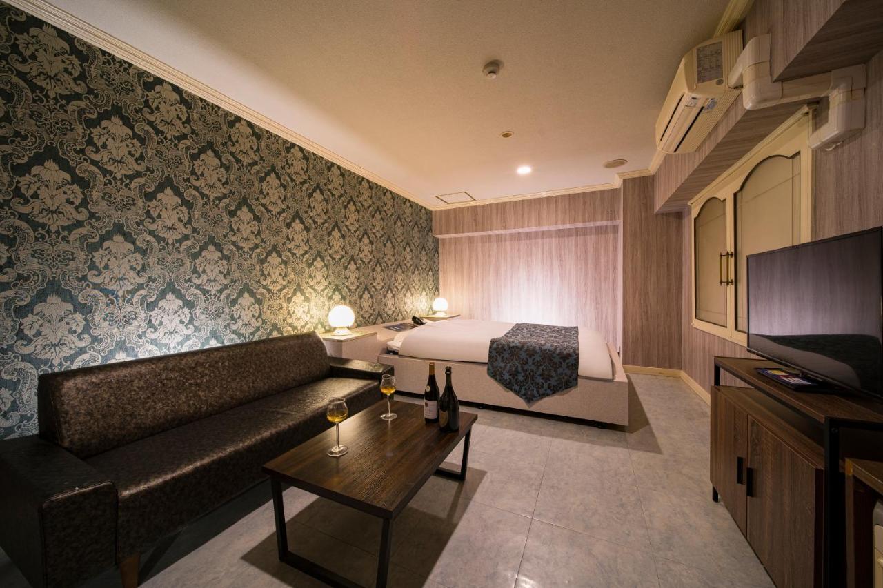 Hotel Namba Alpha (Adults Only) Ōsaka Exterior foto